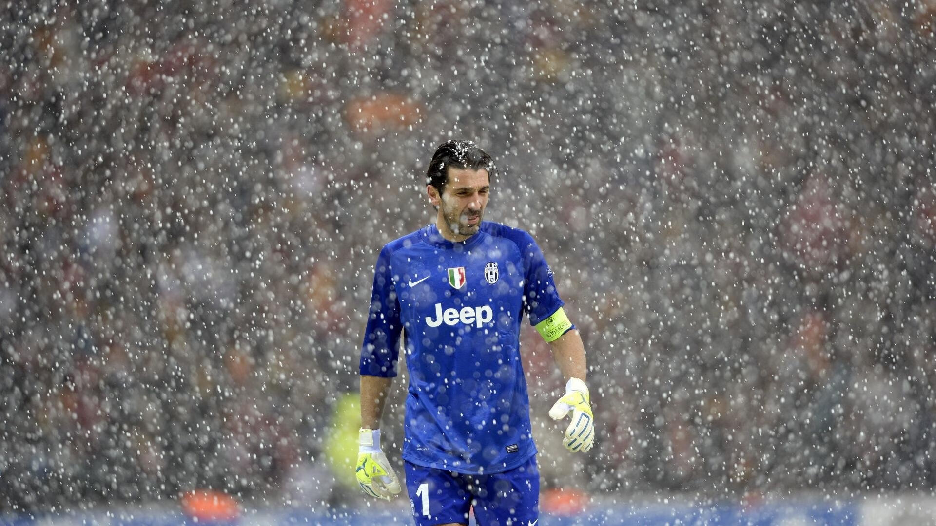 开云·体育官网-“中超豪门引援再升级，争夺联赛桂冠”，中超 巨星